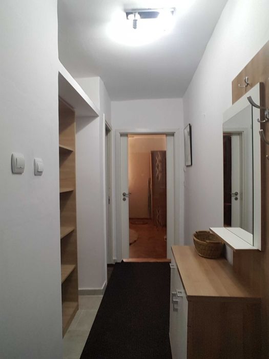 Proprietar, apartament cu o camera de inchiriat, Dambovita