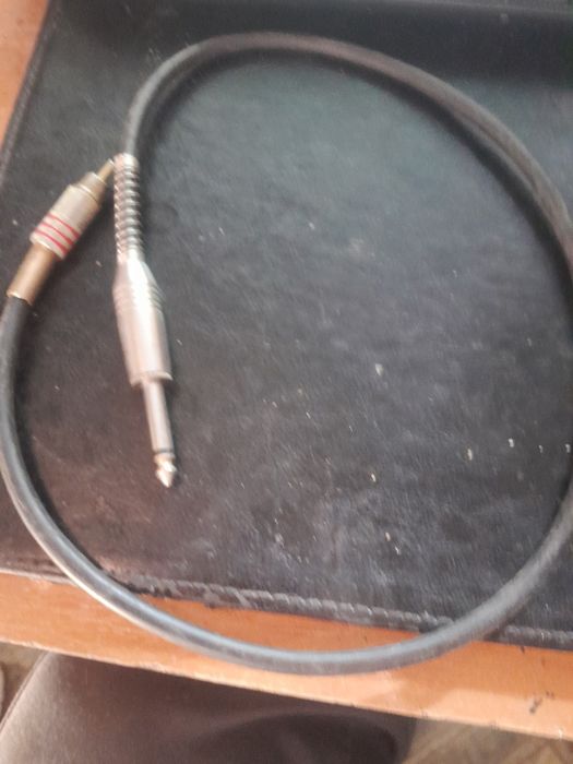 Продам шнуры для колонок