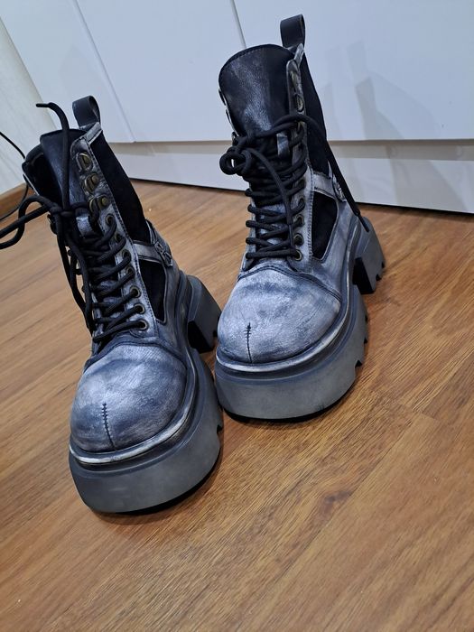 Новые. Крутые ботинки