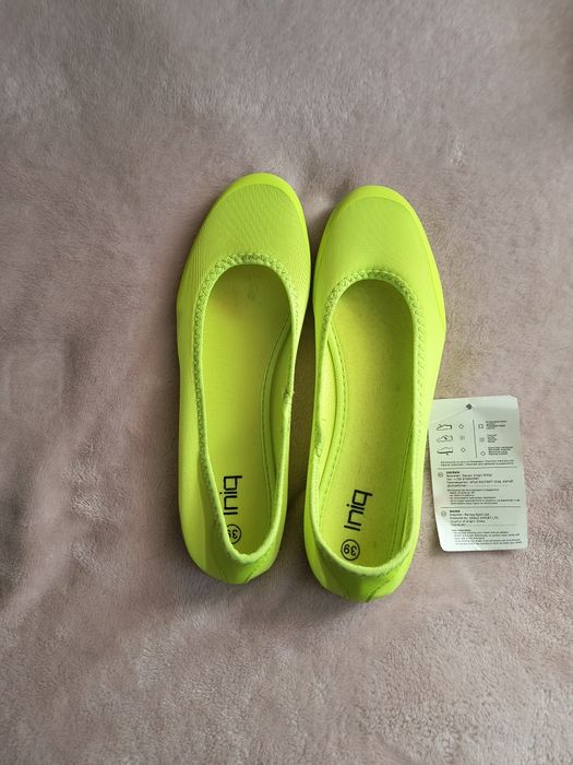 Дамски обувки пантофки