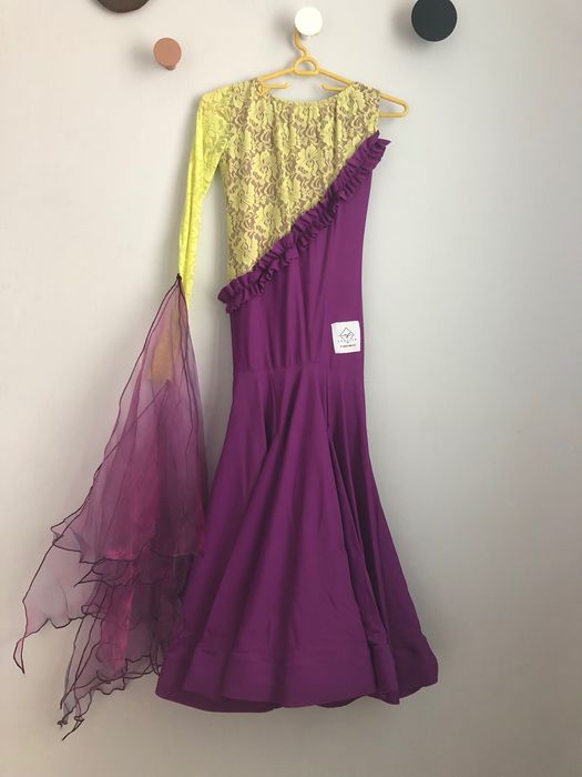 Рокля за стандартни танци