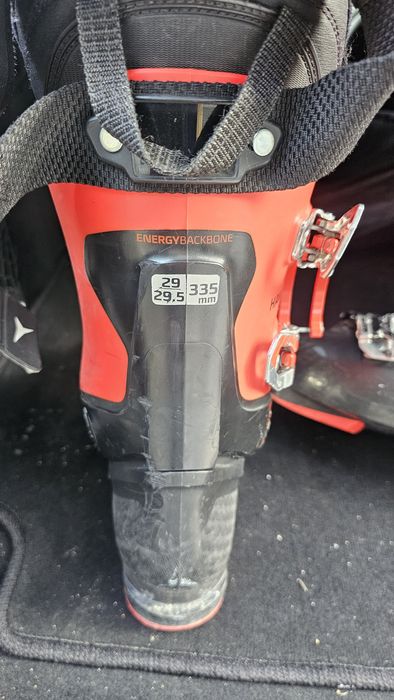 Clapari Atomic Hawx 110, nr 29-29,5