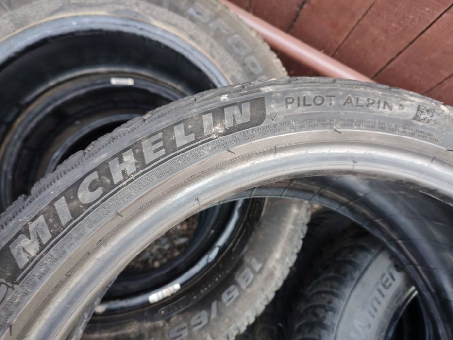 225 40 19,1buc iarna Michelin Pilot Alpin 5,7mm