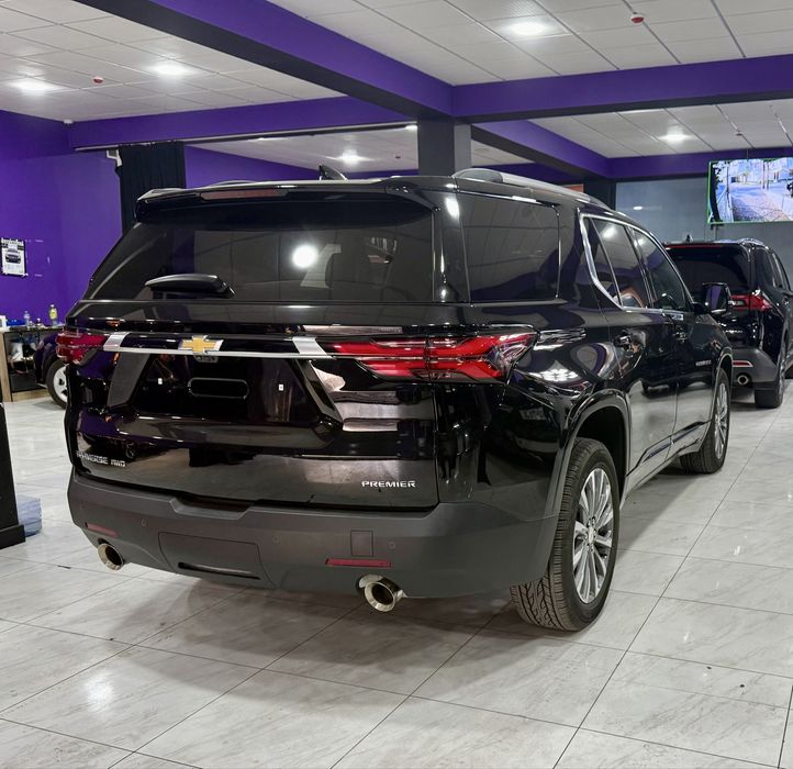 Traverse 2023-25 premier3.6