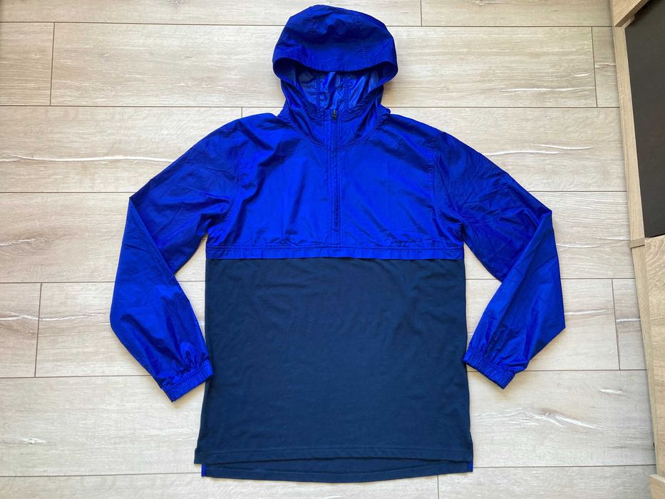 Under Armour Wind Fitted мъжко горнище горница с качулка размер L