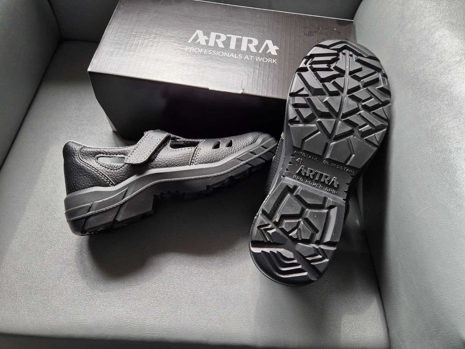 Работно облекло и обувки