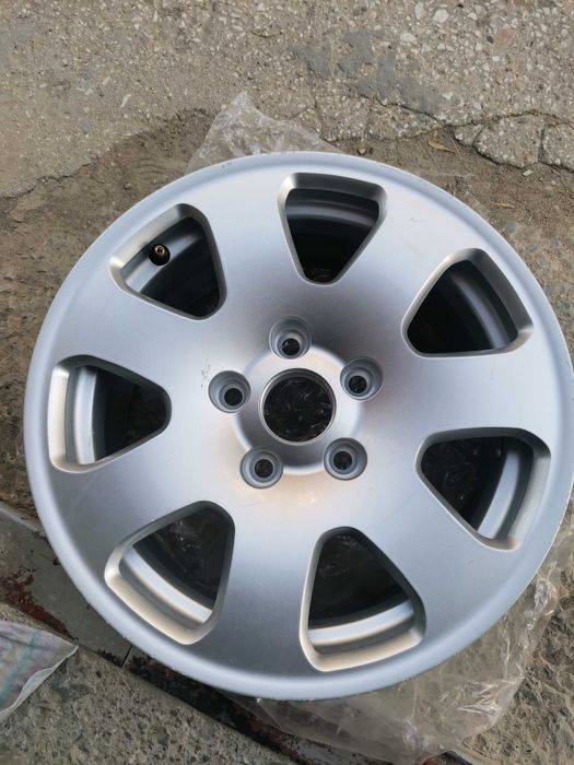 Оригинална джанта Ауди