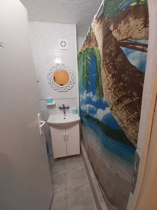 Дава се под наем Двустаен апартамент в Димитровград - 65 кв.м за 188.7 € - Снимка #2