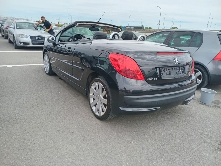 Peugeot 207 cc ! 1.6 benzina !