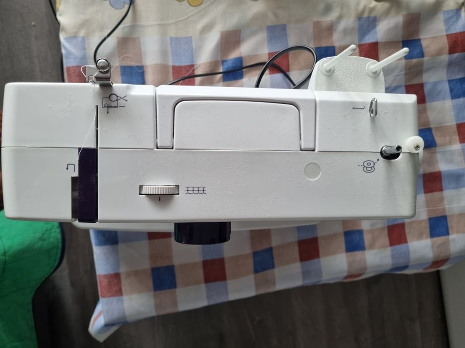 Mașina de cusut Minerva
