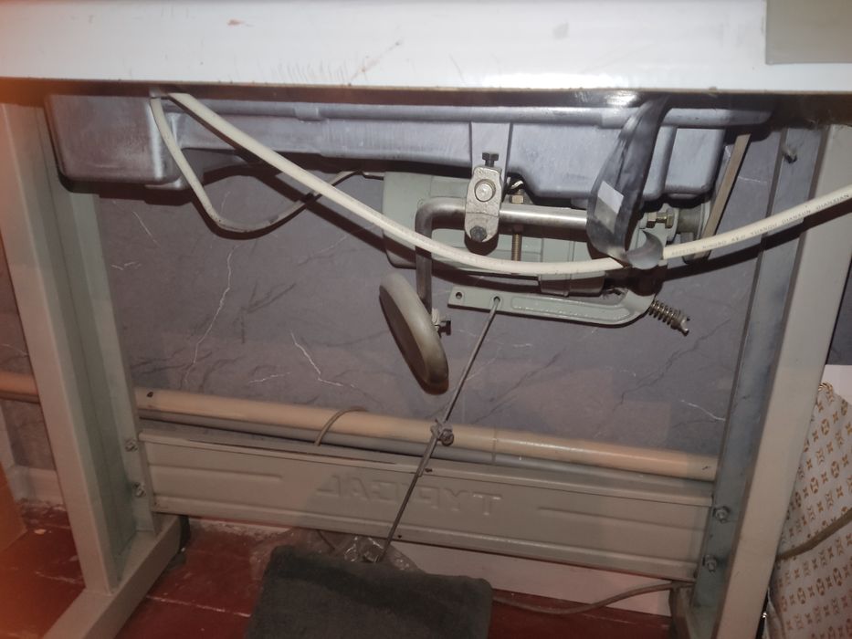 Тупикал швейная машина