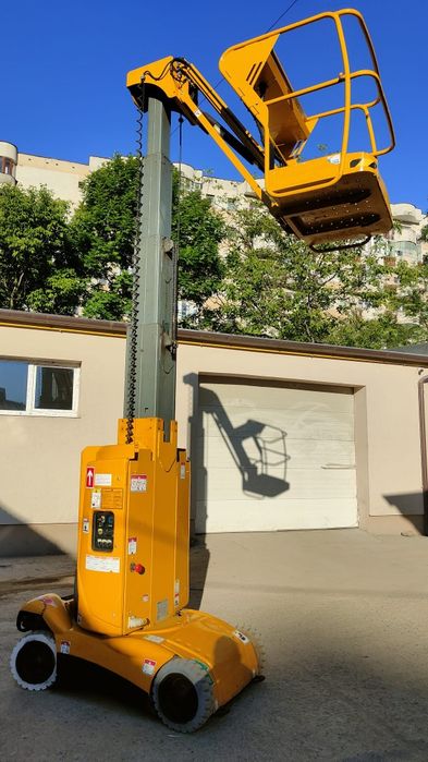 Închiriez nacela electrica înălțime de lucru 10 m