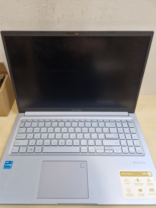 Laptop Asus Vivobook I3 256 GB SSD 8 GB RAM GARANTIE ! #21822