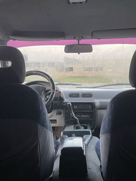 Продам Ниссан серену