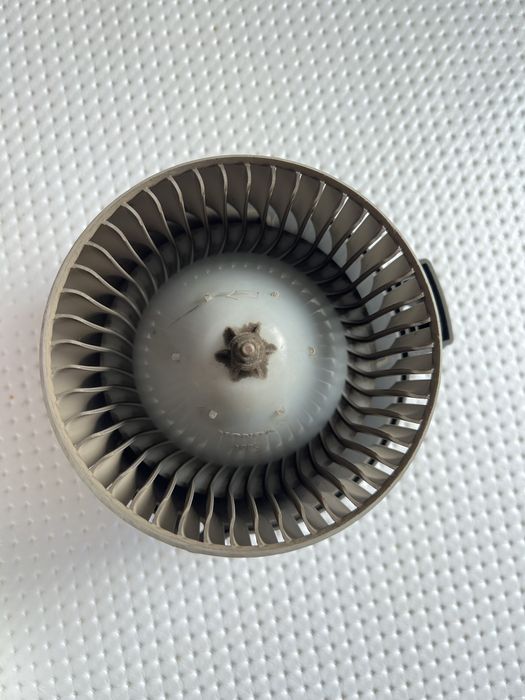 Продам моторчик печки Хонда JAZZ