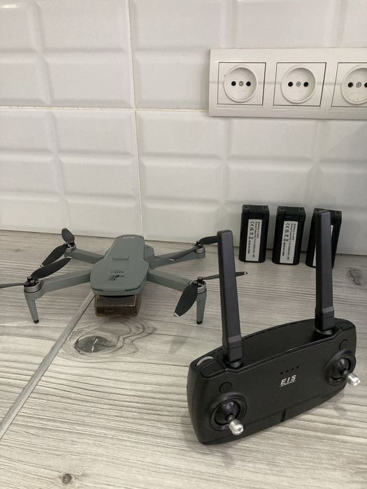 Дрон qazfly eis.