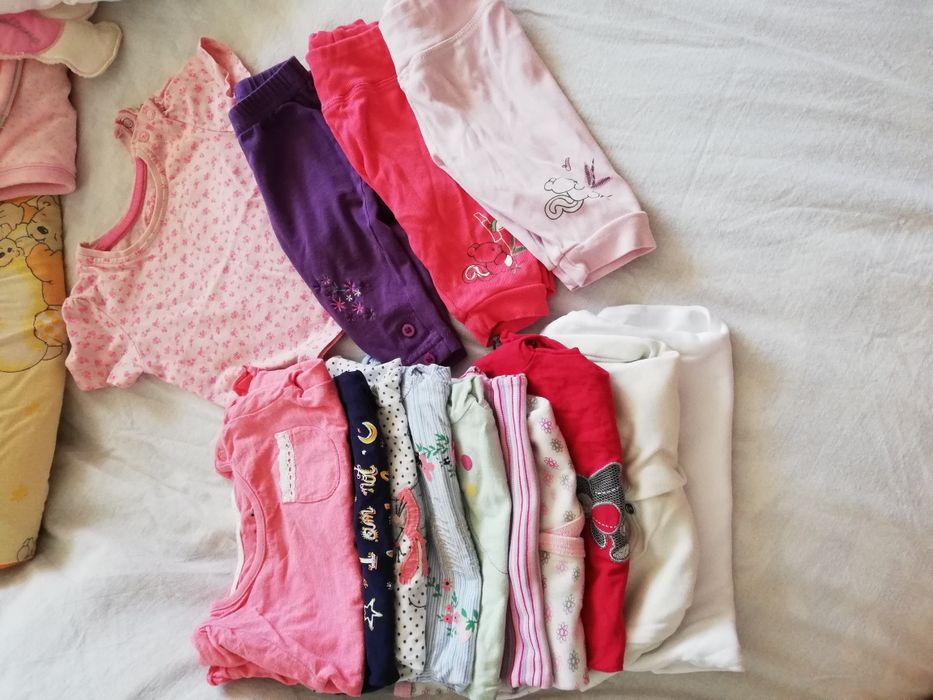 Спално чувалче на Роксима и много дрешки