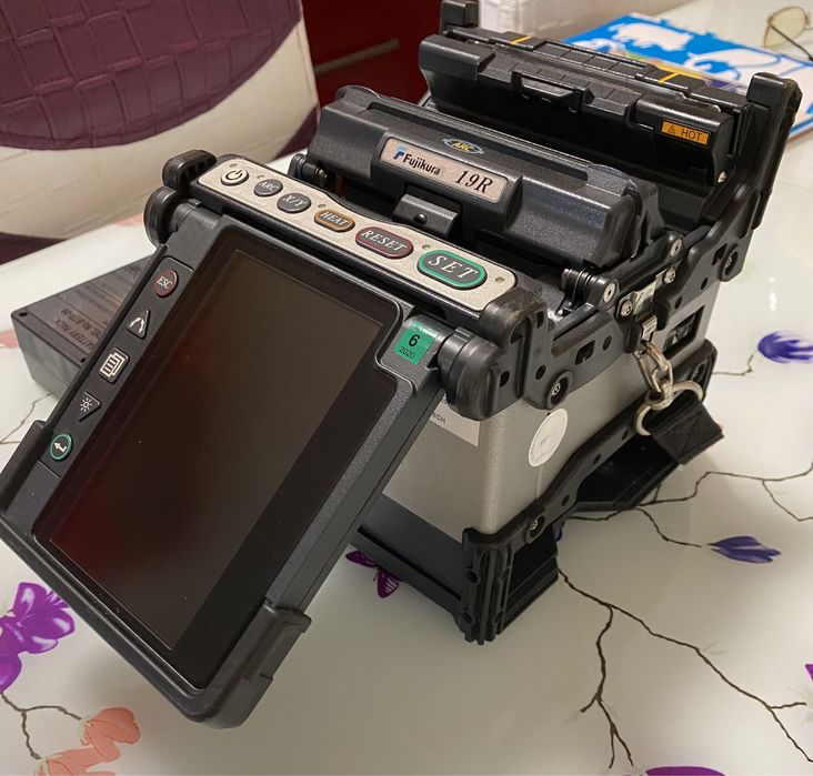 Aparat sudura fibra optica