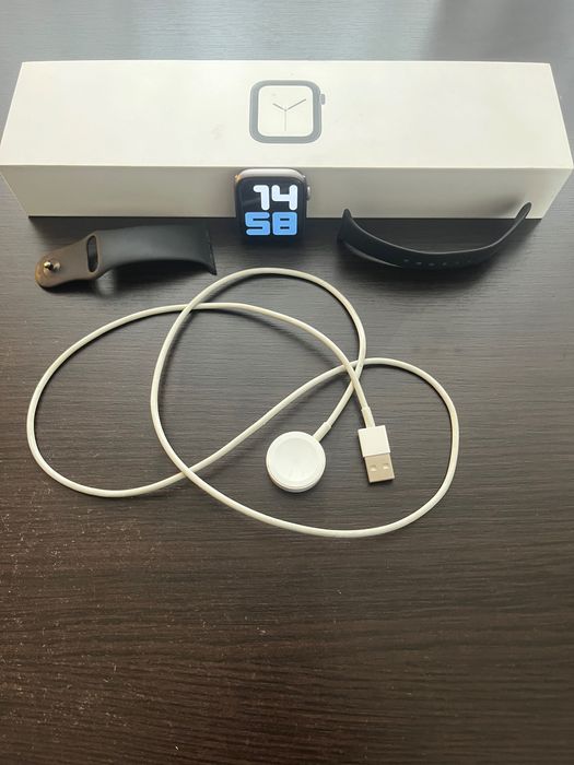 Appel watch series 4