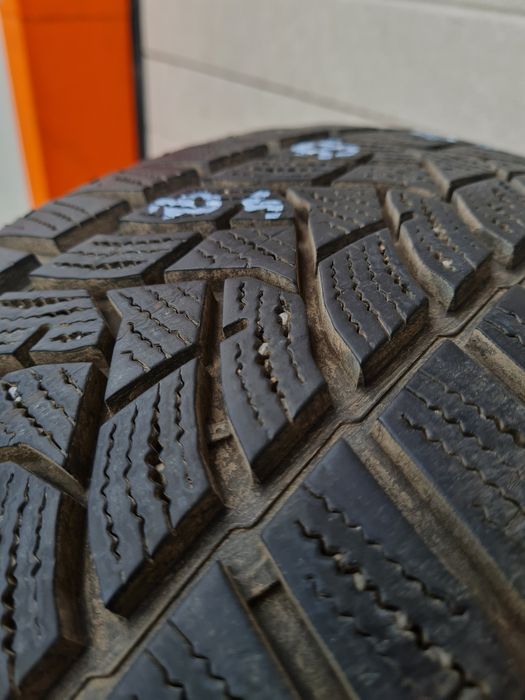 Зимни гуми 4 броя DUNLOP WinterSport5 205 55 R16 дот 2724