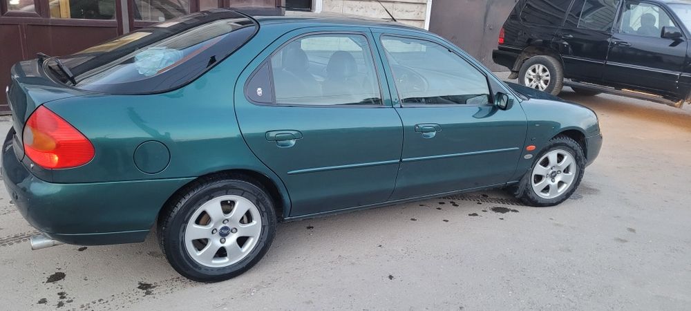 Продам форд мондео 2 лифтбек