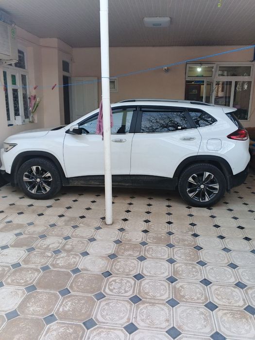 Tracker 2 Premier plyus