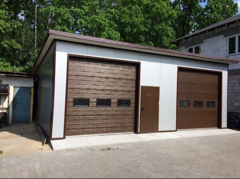 Vând garaj auto din panouri Sandwich