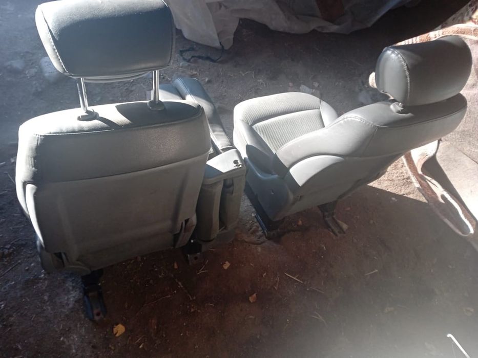 Продам капитанские сидения