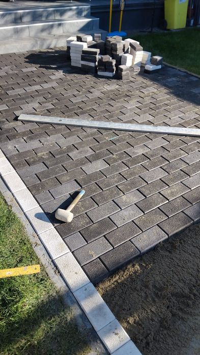 matrite pavele accesori beton forme pavele dale tipare molde gard alei gradina meserias amenajari hale constructi piese unelte scule