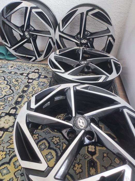 Продам Хюндай диски 18
