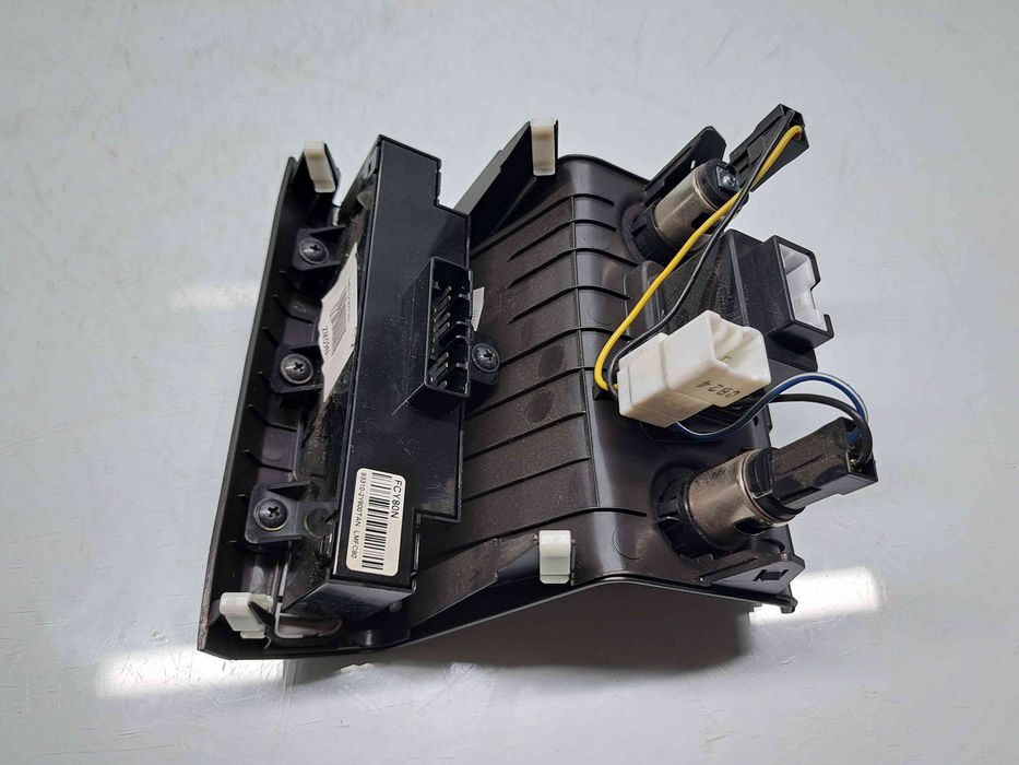 Buton incalzire scaune Hyundai ix35 (LM) [Fabr 2010-2017] 93310-2Y800