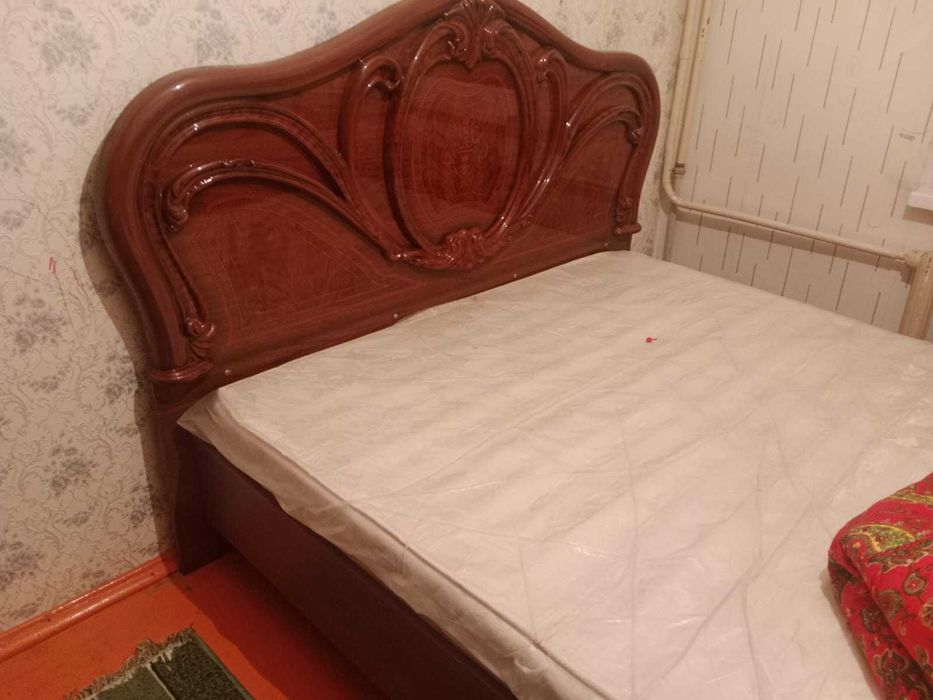 Продам спальный гарнитур «Виктория 5Д»