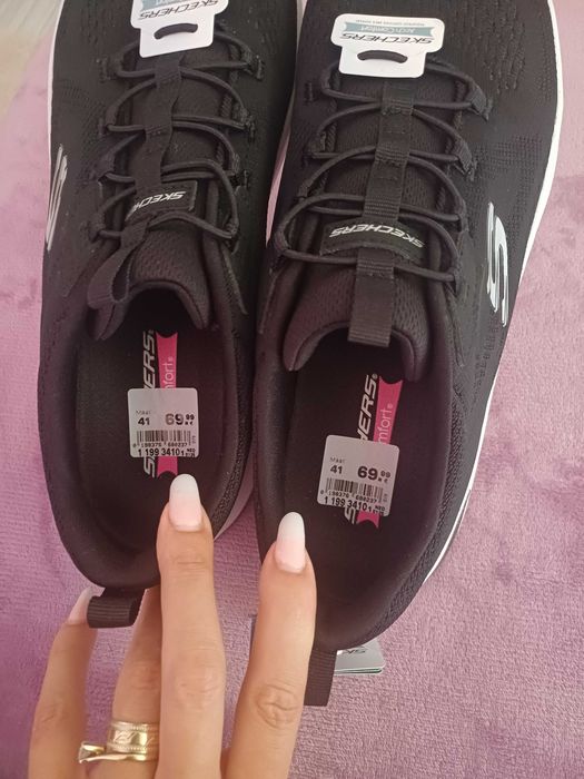 Adidași sketchers damă
