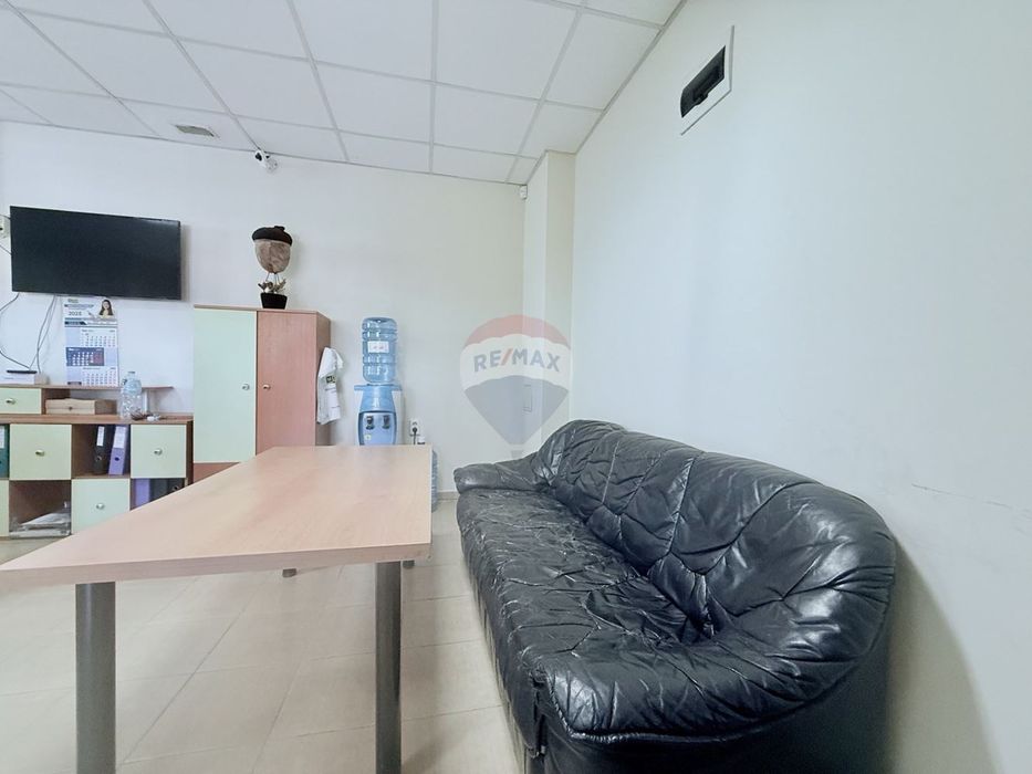 Търговско помещение на удобна локация за продажба , кв.Виница гр.Варн