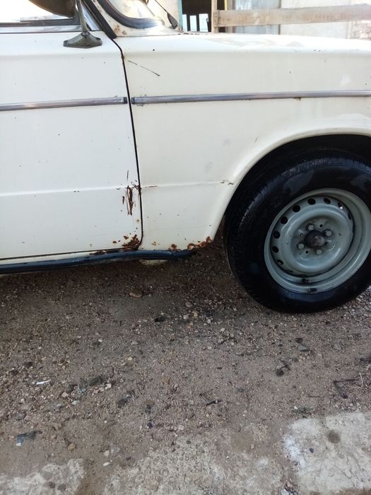 Автомобиль жигули