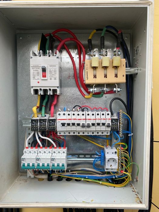 Услуги профессионального электрика