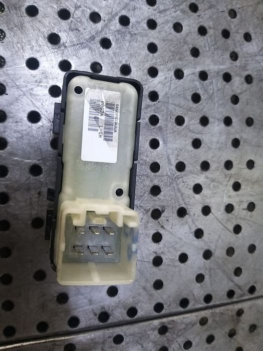 Buton geam electric stanga spate jeep compass 1 mk49 04602933aa
