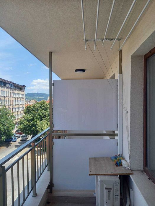 Дава се под наем Тристаен апартамент в Враца, Център - 93 кв.м за 510 € - Снимка #15