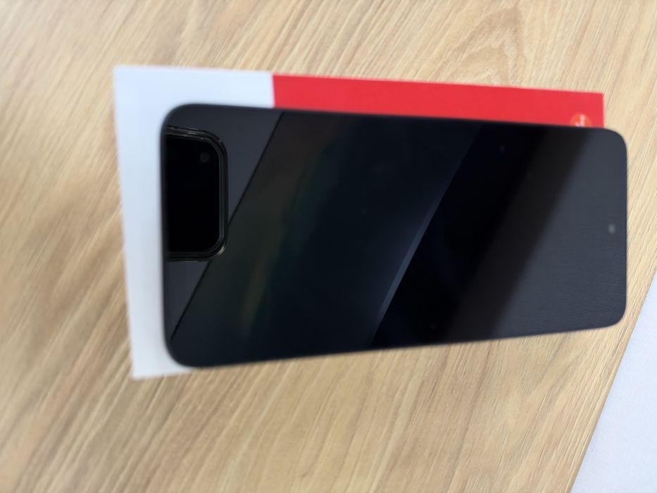 Продам смартфон Redmi 13