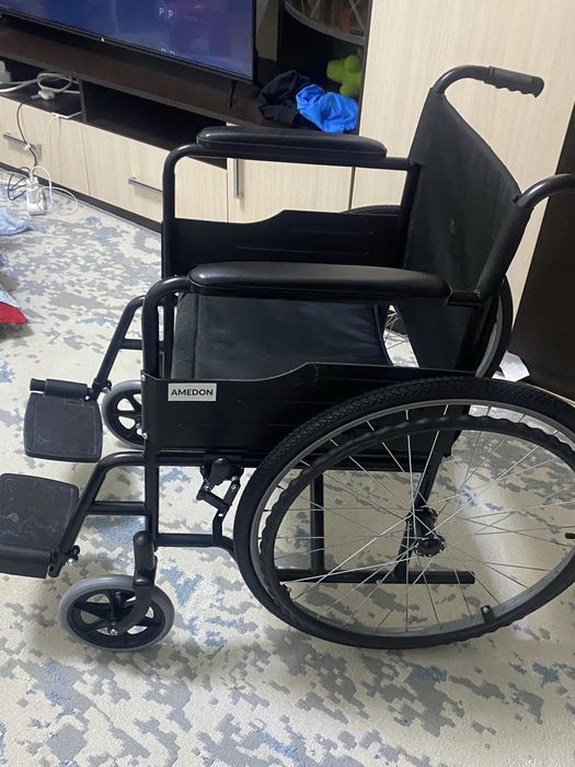 Инвалидная коляска