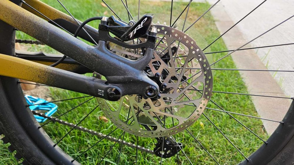 Bicicleta Specialized Status 2 170 – 2025 | Full Suspension | FOX 38 | 170 mm | Stare impecabilă