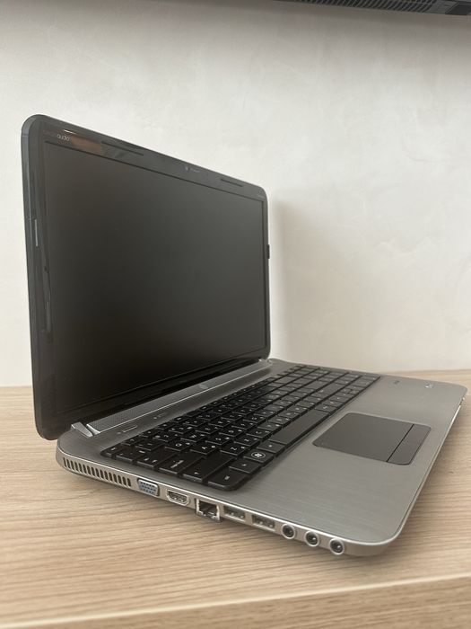 HP pavilion dv6.