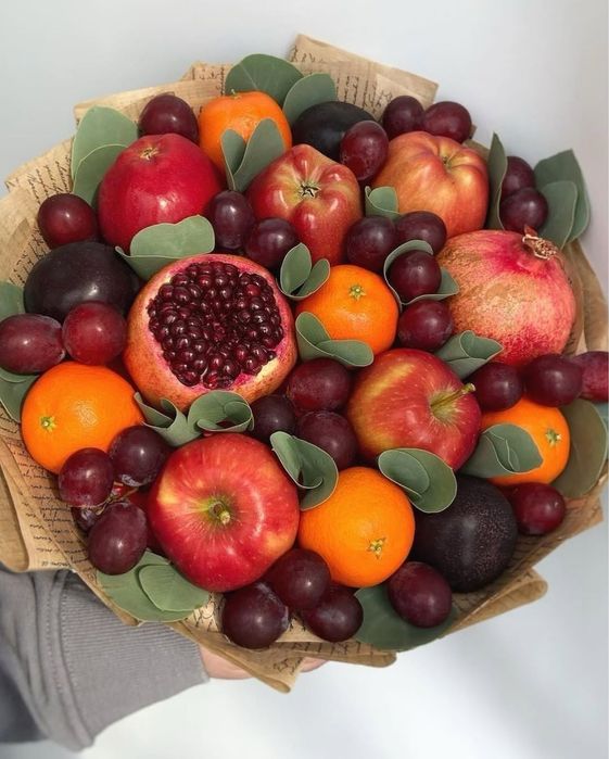 Съедобный фруктовый мужской букет