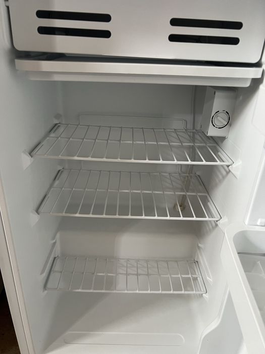 Холодильник БУ в хорошем состоя