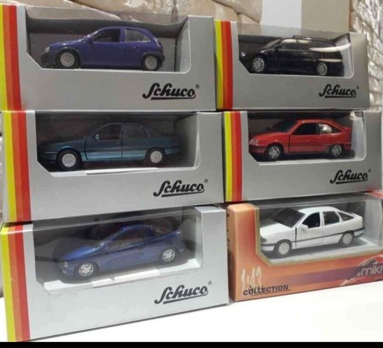 1:43 Opel умалени модели за колекция