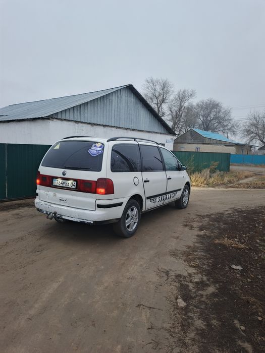 Фольксваген Шаран