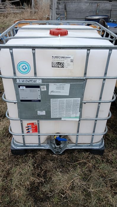 Продам бочку 1 куб