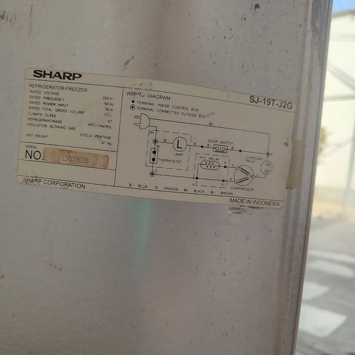 Продам ХОЛОДИЛЬНИК в отличном состоянии