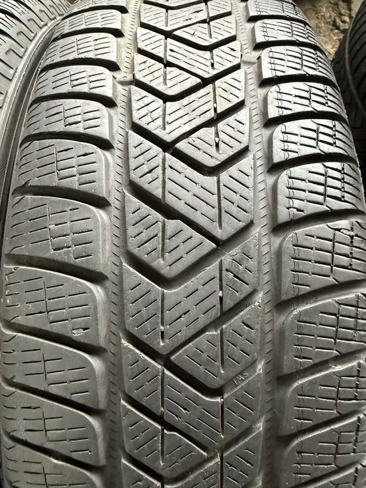 4x Anvelope Iarna 215/65 R17 seal - Pirelli Scorpion Winter