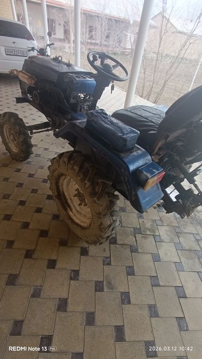 Mini traktor zubr 1105